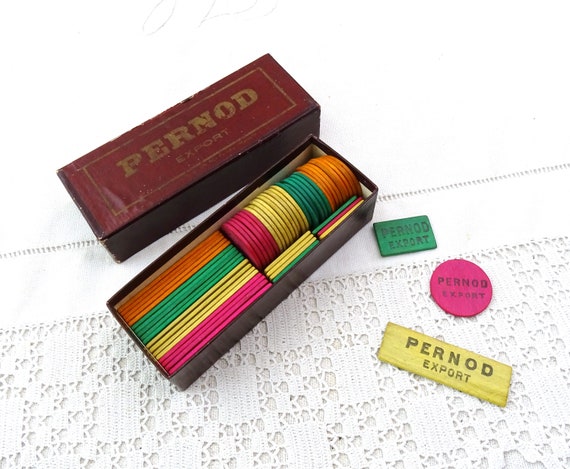Vintage French Pernod Export Chip Game with 61 Colored Wooden Chip Tokens Original Box, Retro Box France, Collectible Dice Drinking Game