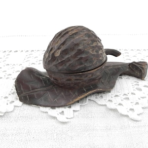Antique Carved Wooden Black Forest Artisan Walnut and Leaf Shaped Inkwell, Retro Collectible Primitive Wood Sculpted Nut 19th Century Curios