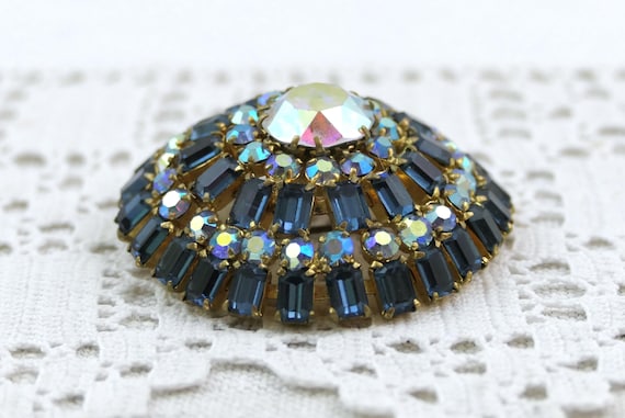 Vintage 1950s 1960s Domed Blue Rhinestone Brooch 5cm, Aurora Borealis Crystal Dome Pin, Mid Century Gold Tone Statement Jewelry