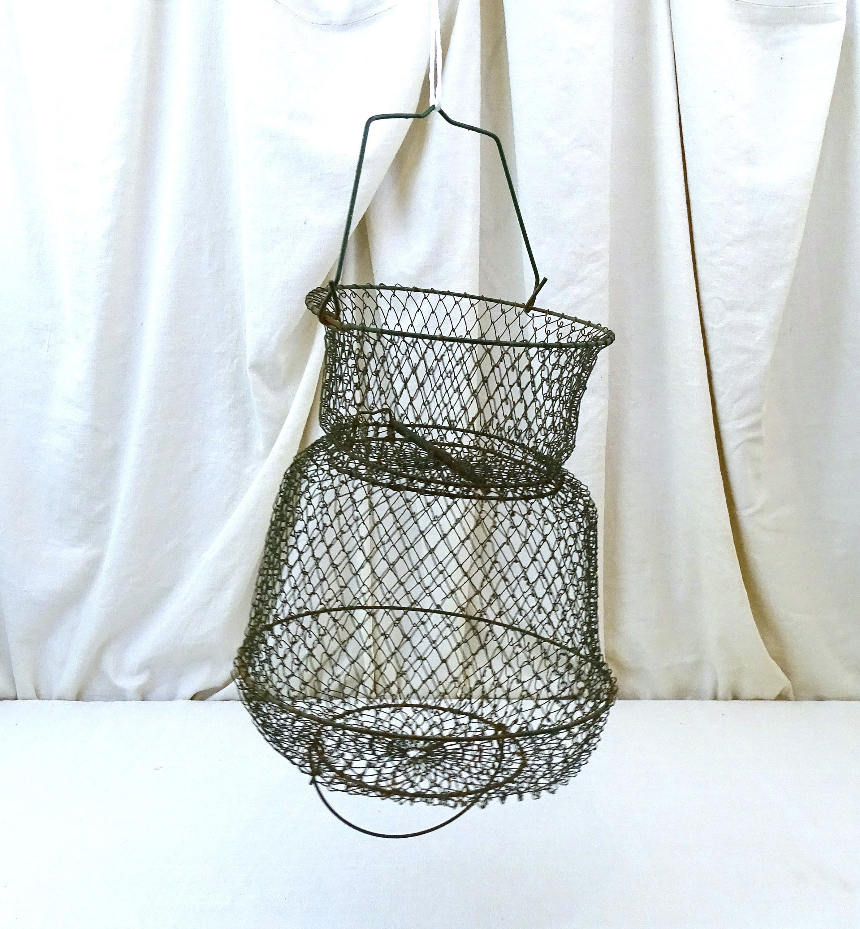 Large Vintage French Folding Wire Mesh Fish Basket, Retro Fishing Equipment  in Green Painted Metal, Upycycled Kitchen Decor