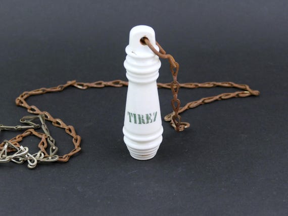 Vintage French Porcelain TIREZ Toilet Pull Handle with Original Chain, White Ceramic Cistern Pull, Bathroom Restoration Salvaged Fixture