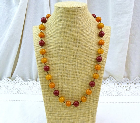 Vintage French Catalin Beaded Chain Necklace with Marble Apple Juice and Cherry Beads, Retro 1930s Art Deco Womans Bakelite Jewelry France