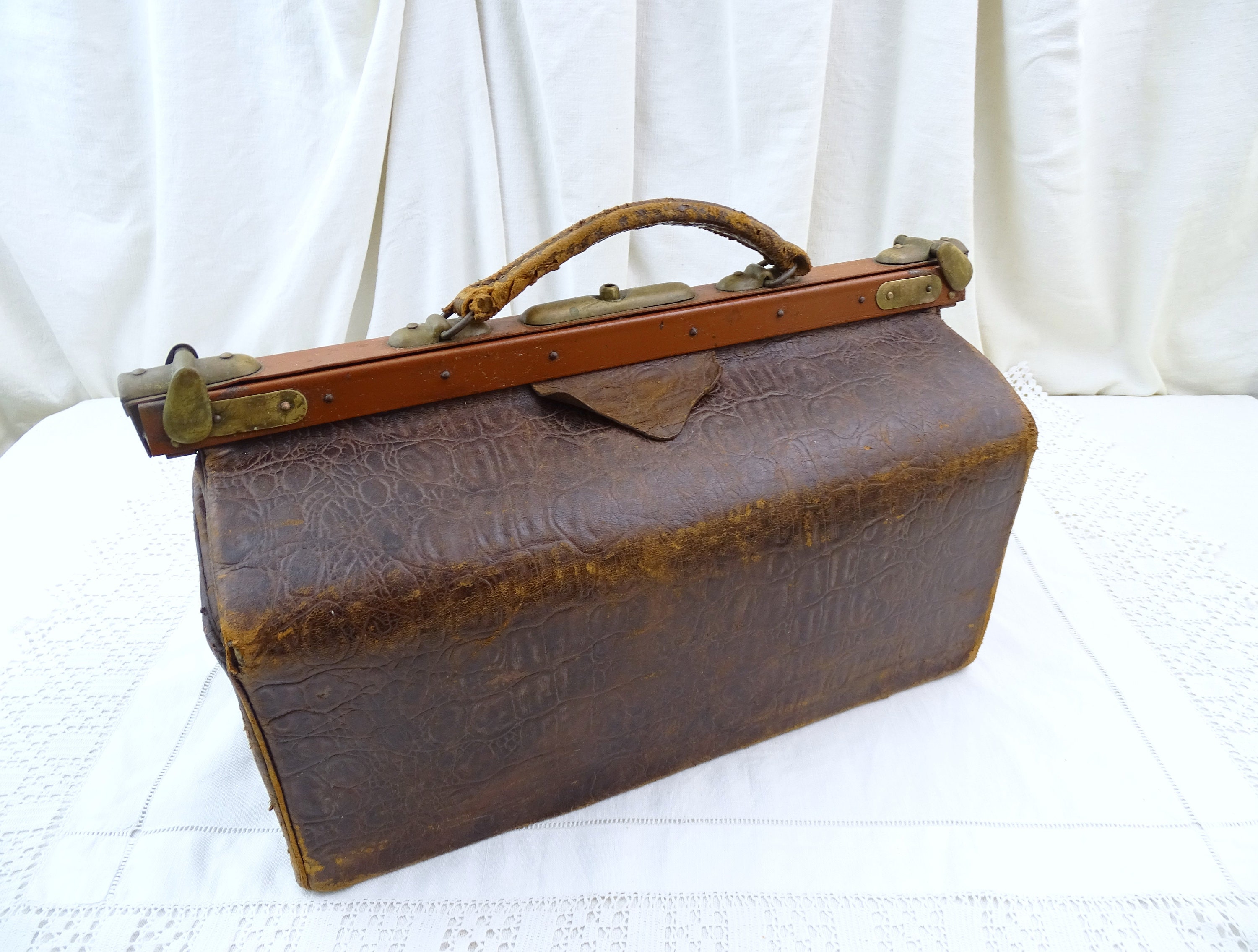 Antique French Brown Leather Gladstone Bag, Doctor / Midwife Bag