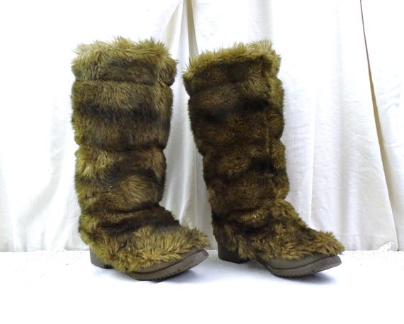 Vintage 1970s Yeti Snow Boots Size 37 Eu / 6.5 US / 4.5 Uk by Isba made in France Faux Fur, Retro 70s Apres Ski Shoes, Winter Fashion