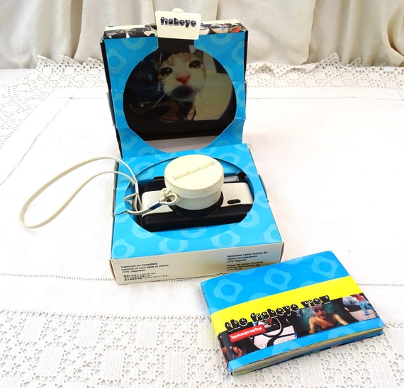 Vintage Boxed Lomography Fisheye 1 Analog Camera, Retro Fun Photography Accessory, Point and Shoot Picture Film 90s Camera with Fish Lens