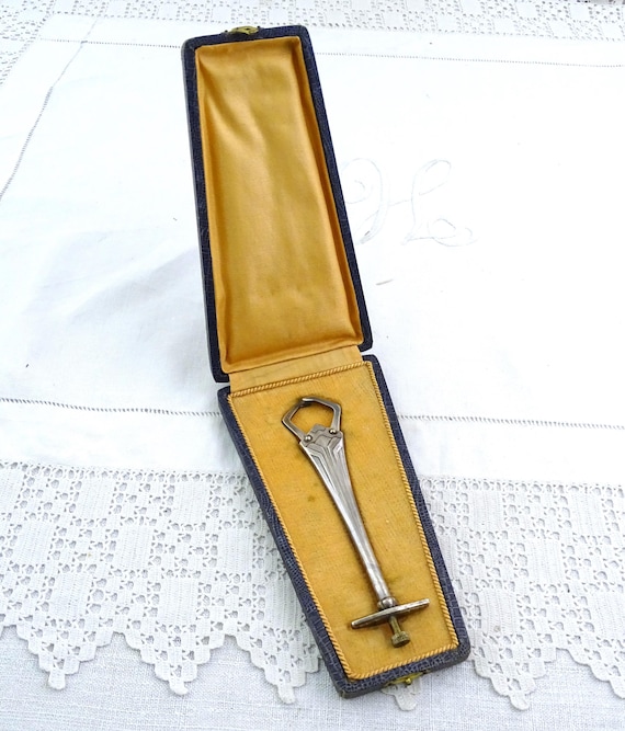 Vintage French Boxed Silver Plated Art Deco Metal Sugar Cube Pincers, Retro Tea Party Sugar Tongs in Padded Box, Breakfast Tea Party France