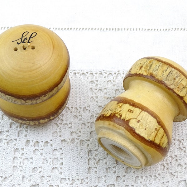 Vintage French Rustic Wooden Salt and Pepper Shakers made of Turned Wooden Branch, Retro Forest Themed Table Decor, Primitive Tree Cruet Set
