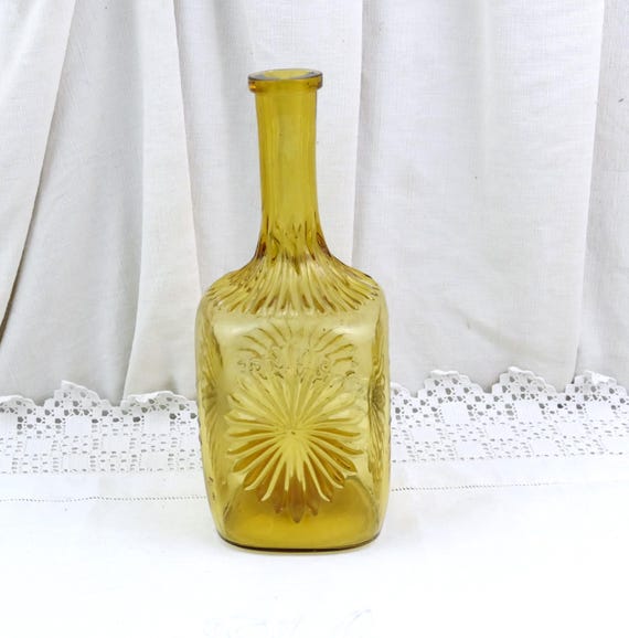 Vintage Mustard Yellow Glass Bottle with Sunburst Impressed Design, Floral Relief, Decorative Vessel, Retro French Interior Decor, 25 cm