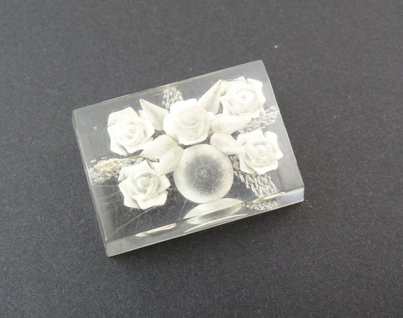 Vintage French Reversed Carved Lucite Rectangular Brooch with Flower Composition, Retro 1940s / 1950s Curio Jewelry Pin from France