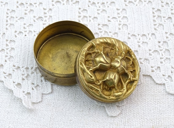 Small French Antique Lip Rouge Tin by Hera Paris with Small Mirror Inside the Lid and Hazelnuts, Vintage Collectible Make Up Box France