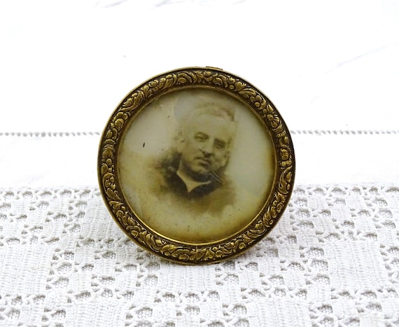 Small Antique French Round Gold Tone Metal Portrait Frame Black and White Photograph, Little Victorian Vintage Free Standing Picture Frame