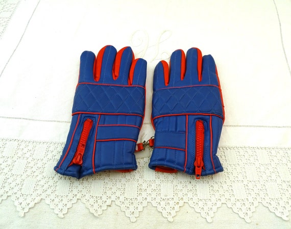 Vintage Unused 1970s / 1980s Blue Red Vinyl Ski Gloves Large Size, New Old Stock Winter Snow Sports Hand Protection France, Alpine Fashion