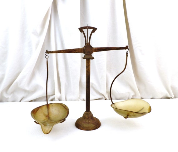 French Antique Store Balance Scales with Horn Scoops and Cast Horn Stand, Victorian Shop Weighing Beam Scales from France, Collectible Prop