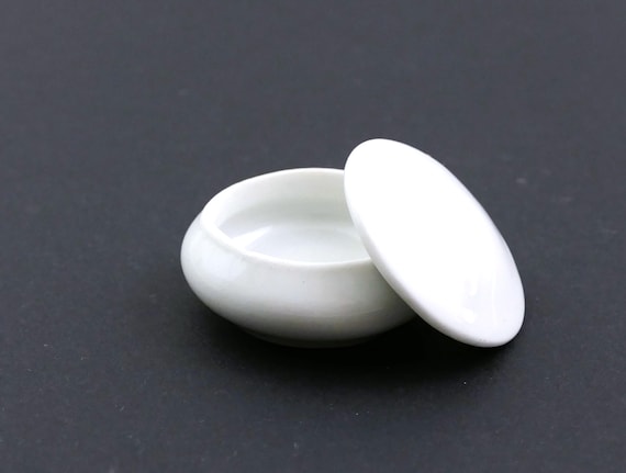 Small Antique French White Porcelain China Cosmetic Lidded Jar, Little Vintage Make Up Pottery Pot, Tiny Boudoir Dressing Table Accessory