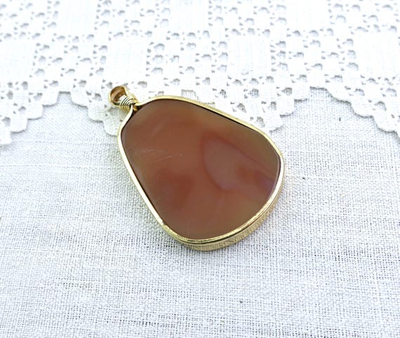 Vintage Orange Agate Slice Pendant with Gold Tone, Retro Chunky Stone Necklace Accessory, Boho Natural Materials Jewelry