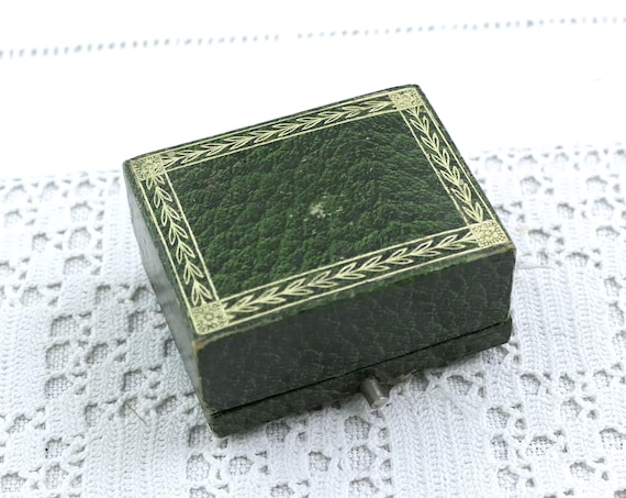 Small Antique French Wedding Ring Box for His and Hers, Retro Green and Gold Double Casket for Rings with Pale Velvet Lining from France