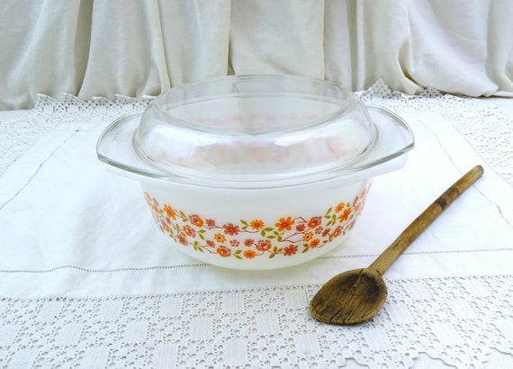 Vintage French Arcopal Oven Dish White Milk Glass Orange Flower Pattern with Clear Glass Lid, Retro 1970s Kitchenware Casserole from France