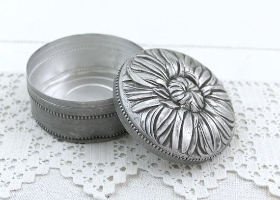 Vintage French Round Powder Tin Box with Large Embossed Flower Pattern on the Lid, Retro Floral Design on White Metal Container, Boho Decor