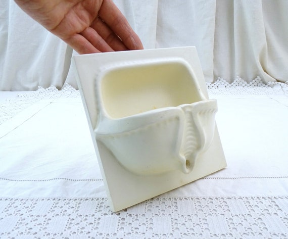 Antique French Ceramic Art Nouveau Wall Mounted Soap Bar Holder in Off White, Vintage Pottery Tile Soap Niche from France, 19th C Soap Dish