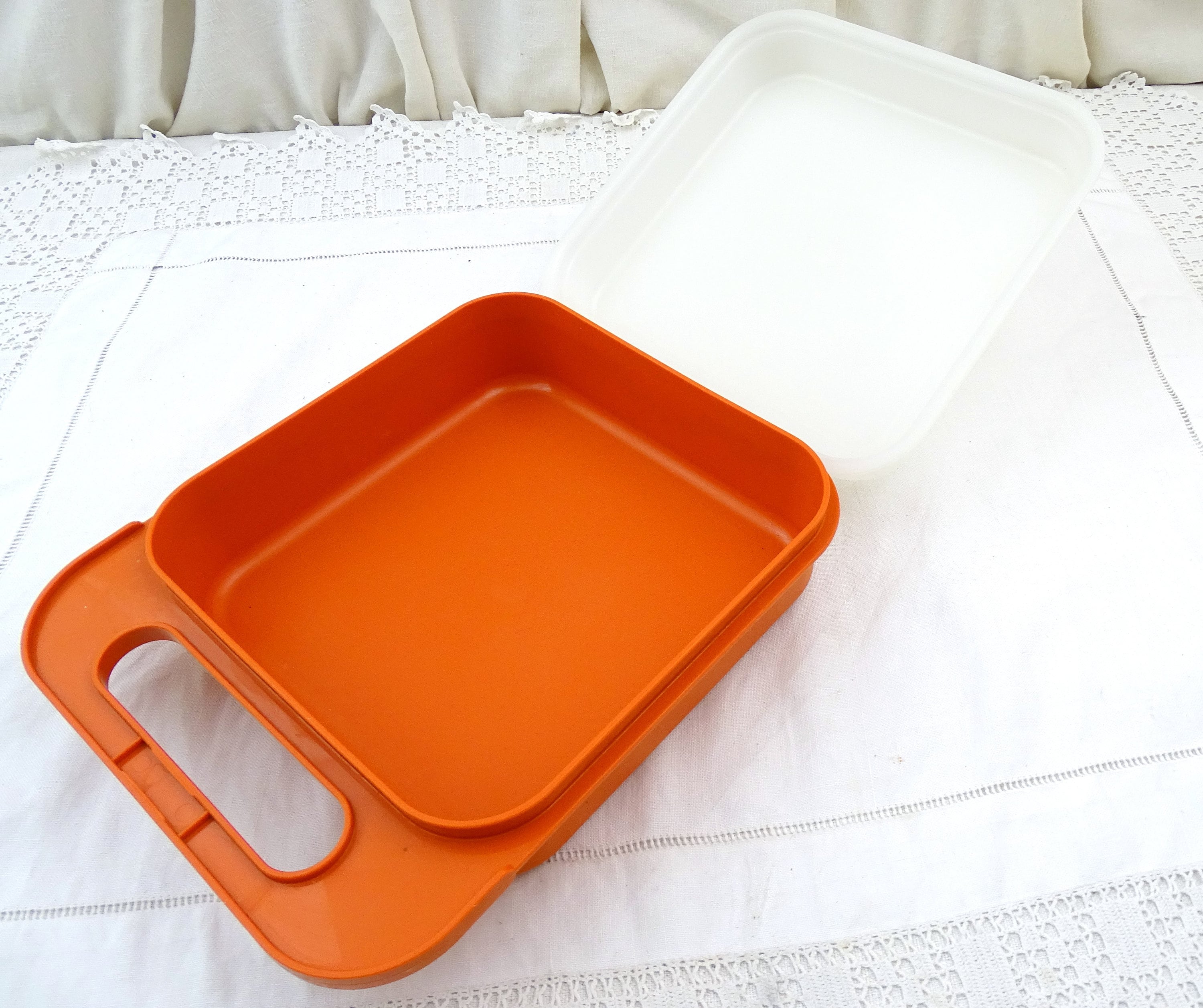 Retro/Vintage 80's Tupperware Orange Lunch Box