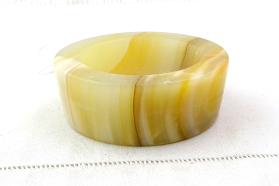 Vintage Round Polished Creamed Veined Onyx Dish, Retro Stone Candle Holder, Boho Natural Material Ashtray Bowl, Rustic Eco Home Decor