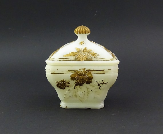 Antique French White Opaline Glass Bonbonniere Lidded Jar with Worn Gold Decoration by Portieux Vallerysthal, Vintage Milk Glass from France