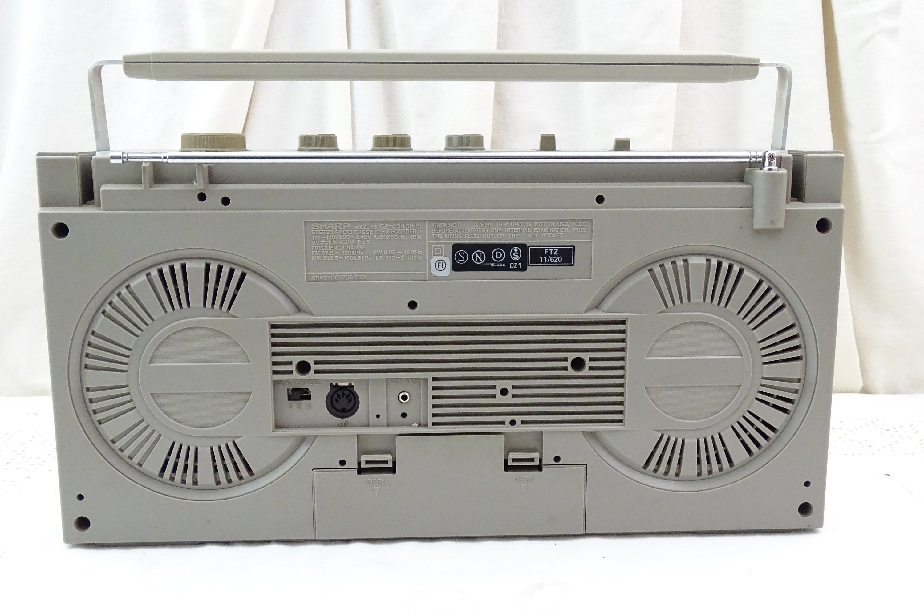 Vintage 1980s Sharp GF 4343H Boombox Ghetto Blaster Radio