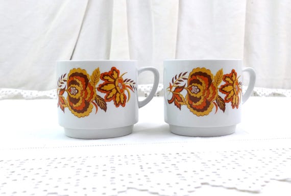 2 Vintage Wide China 1970s Monopoli Coffee Mugs with Stylized Brown and Orange Flower Pattern , Retro 60s Tea Cup Fall Fashion Decor