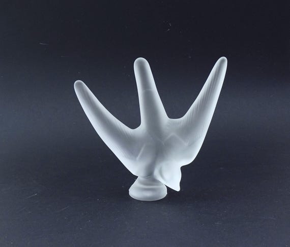 Vintage French Frosted Clear Glass Swallow Figurine by Art Verres, Retro Ornamental Glassware Swooping Bird Paperweight from France,