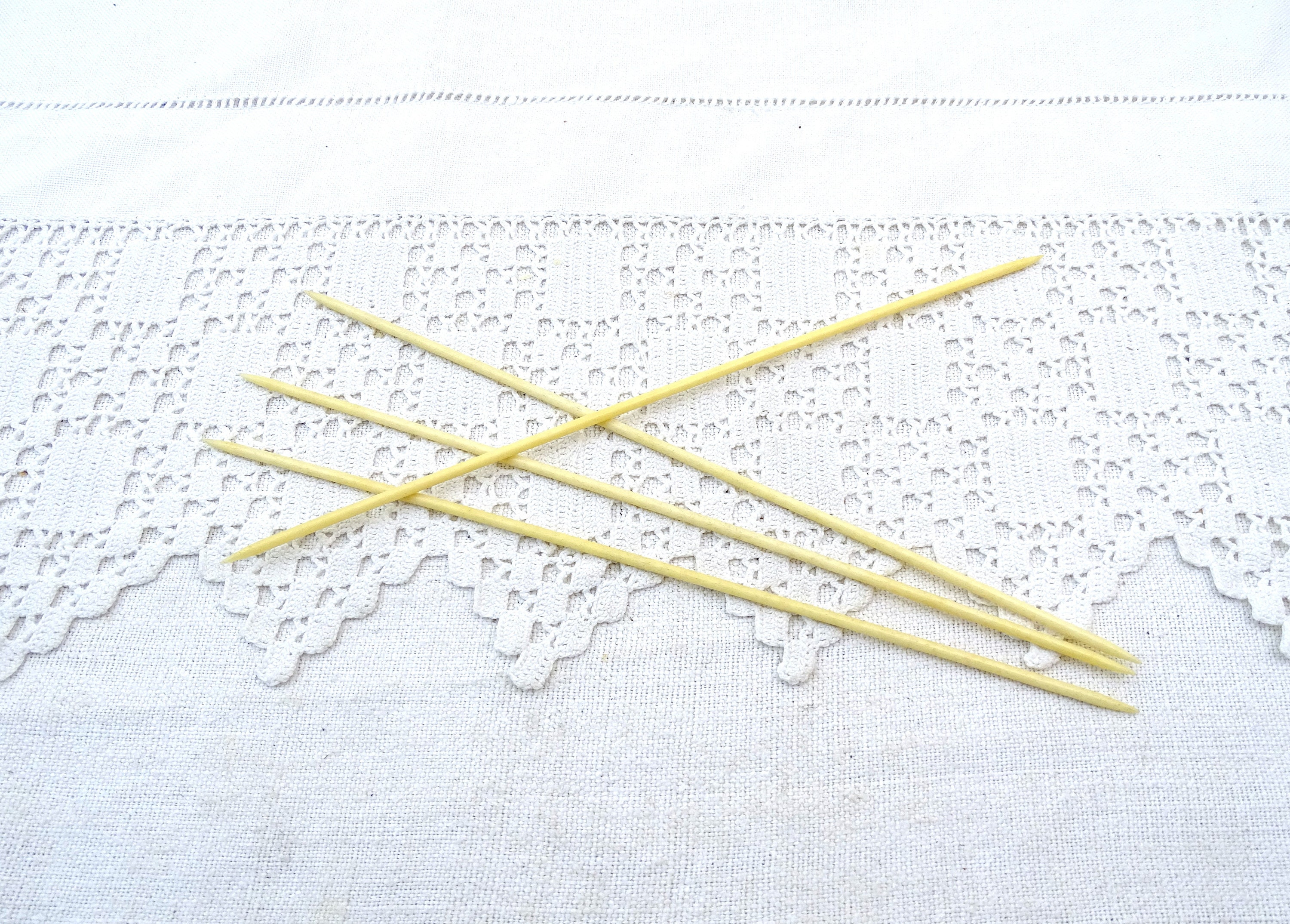 4 French Antique Double Pointed Bone Knitting Needles 2.25 cm Size 13 ...