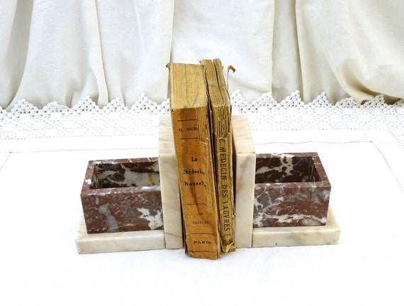 Vintage French Art Deco Veined Marble Bookends with Vide Poche, Retro Stone Book Ends from France, Geometric Library Item in White and Brown