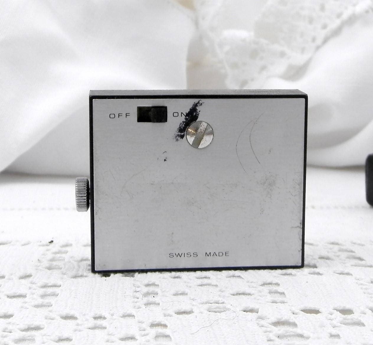 Small Working Vintage Mid Century 1960s Swiss 17 Jewel Mechanical