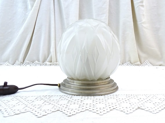 Vintage French 1930s Globe Art Deco Table Lamp by A. Hunebelle & R. Cognéville of Frosted Glass with Geometric Pattern Chrome Metal Base