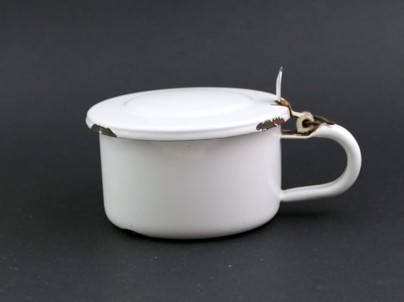 Vintage White Enamel Sputum Mug Hospital Accessory from France, Retro Lidded Cup made of Enameled Metal Mug, Old Style Camping Picnic
