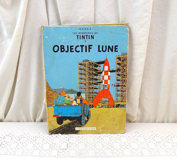 Vintage 1953 Edition of Tintin Destination Moon in Well Worn Condition by Hergé Written in French, Retro French Comic Book, Space Rocket