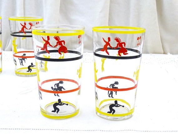 2 Vintage Mid Century Modern Glass Tumblers with Jazz Players and Dancers Design in Red Yellow and Black, Retro 1950s Glass Drinking Beakers