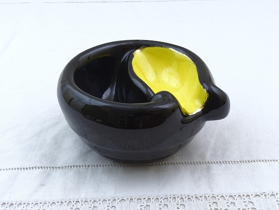 Vintage French Mid Century Black and Yellow China Organic Shaped Chunky Ashtray, Retro 1960s Pottery Smoking Accessory from France