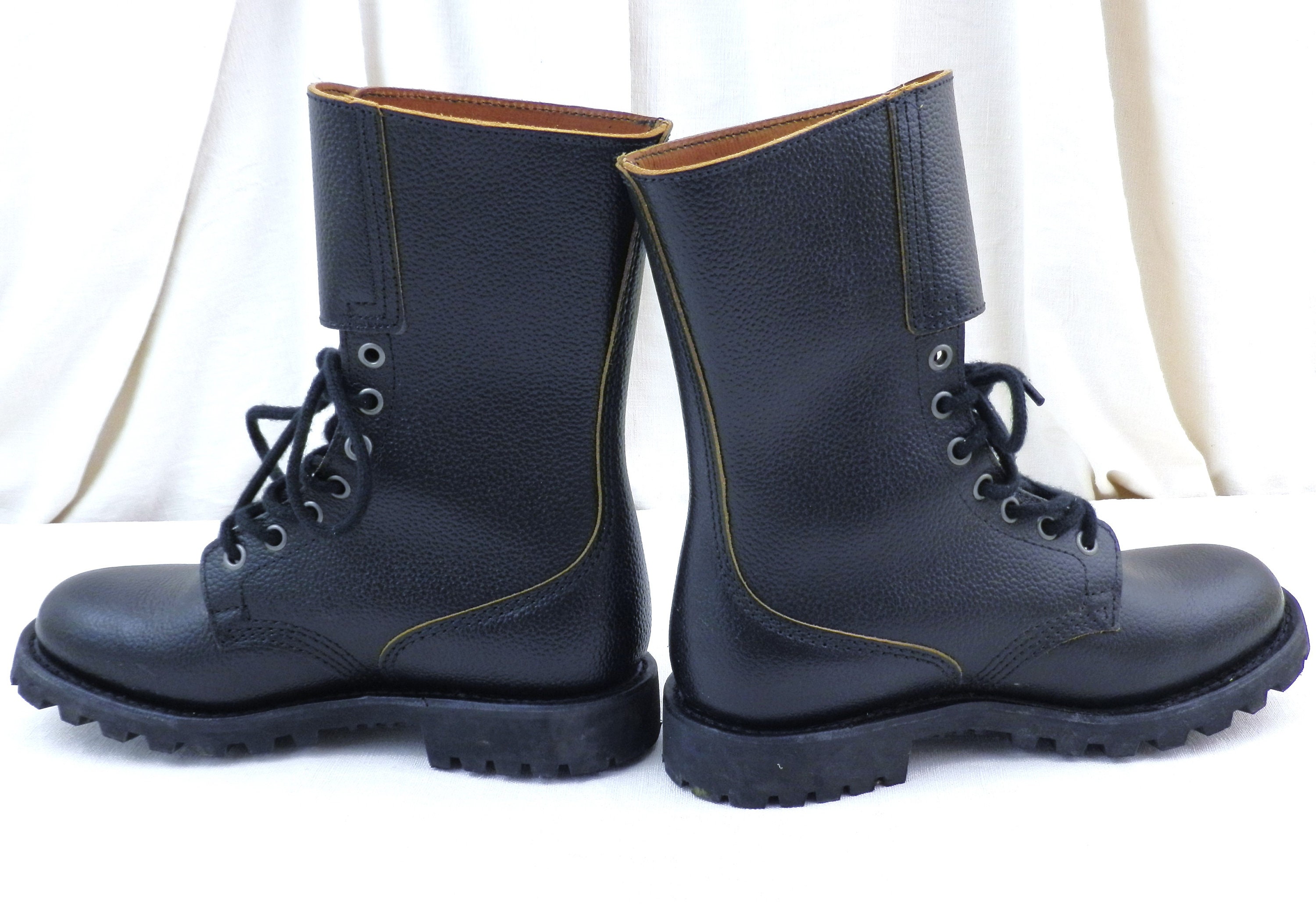 small-unused-french-vintage-black-leather-army-rangers-combat-boots