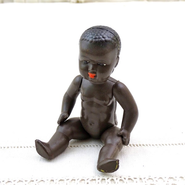 Kleine Vintage afroamerikanische artikulierte Babypuppe, kleine Mädchen so tun als spielen Spielzeug, kleine Puppe