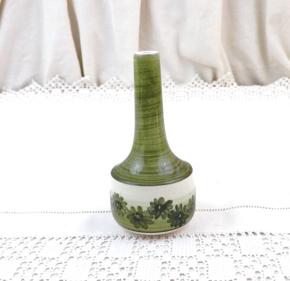 Vintage Mid Century Bud Vase by Jersey Pottery in Green and White Glaze, Retro China 1960s Posy Vase from The Channel Islands,