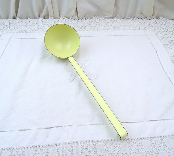 French Vintage Pale Buttercup Yellow Enamel Metal Ladle, Retro Serving Spoon from France, Country Brocante Farmhouse Kitchen Decor