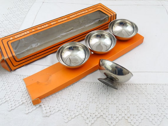 Set of 4 Vintage Stainless Steel Short Footed Ice Cream / Sundae Dishes, Retro Dessert Inox Metal Bowls from France, 60s Dinner Party