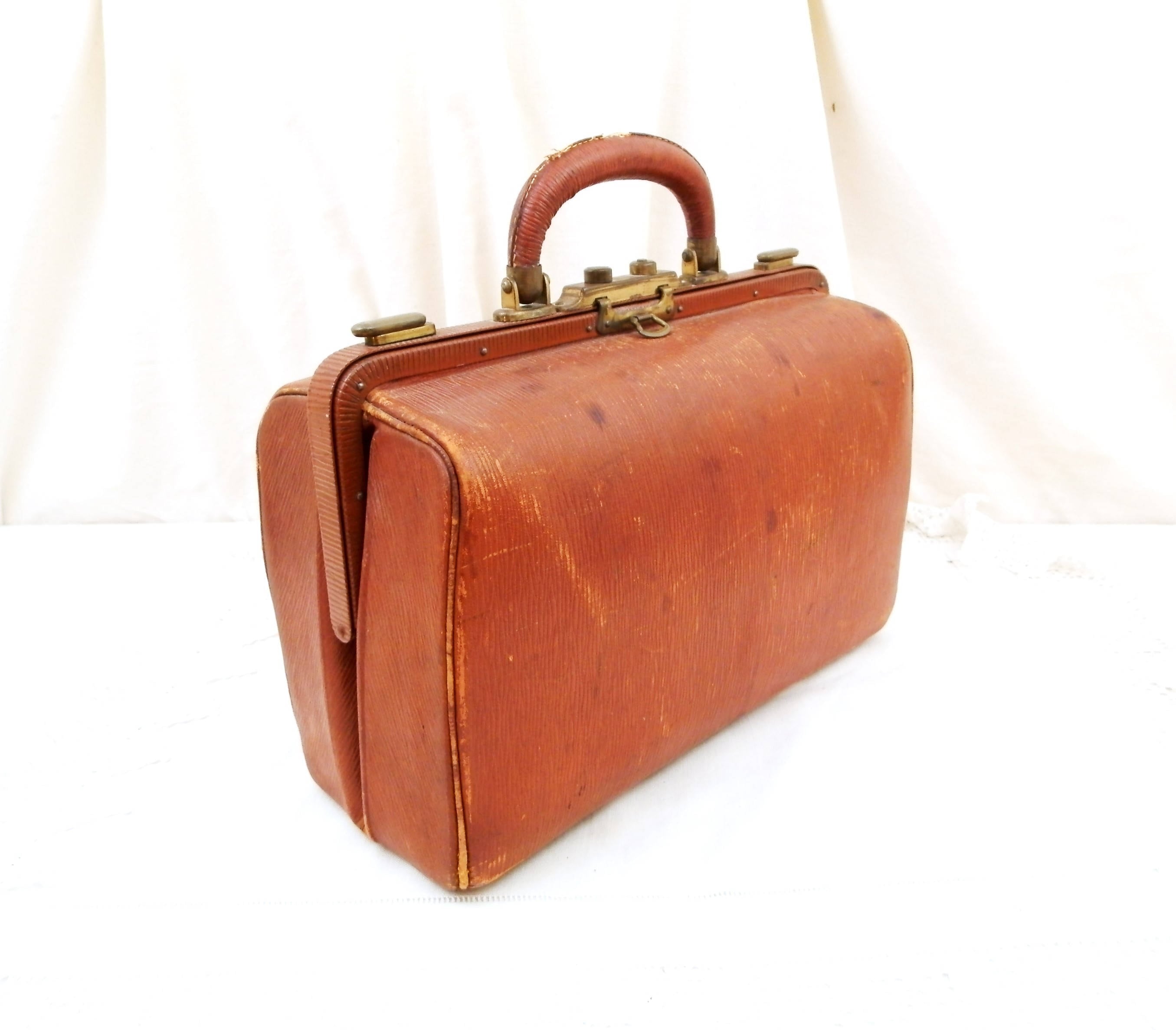 Antique French Brown Leather Gladstone Bag