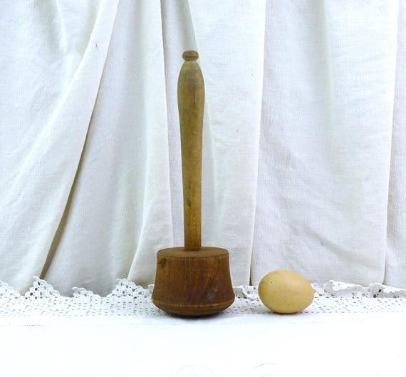 Antique French Turned Wooden Pestle, Retro Masher / Pounder made of Wood from France, Country Farmhouse Kitchen Decor, Cooking Utensil