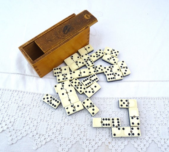 Vintage French Blue and White Bakelite Domino Set in Wooden Box, Retro Boxed Table Game from France, 1930s Old Style Brocante Flea Market