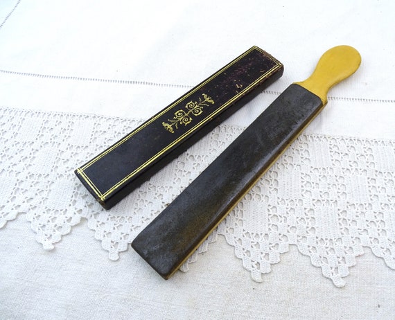 Antique French 19th Century Leather Stick Strop with Case, Retro Barbers Razor Blade Sharpening Accessory from France, Vintage Shaving