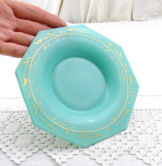 Antique French 19th Century Jadeite Octagonal Trinket Dish with Worn Gold Lacquered Pattern, Vintage Mint Green Milk Glass Ring Plate France