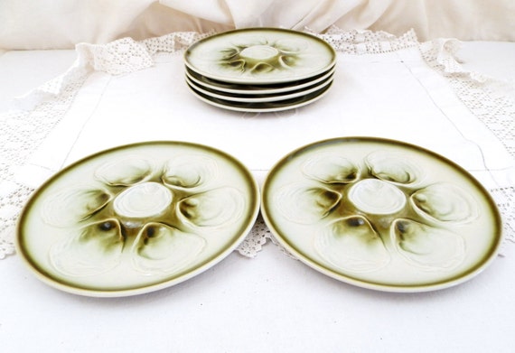 2 Matching Vintage French Green and White Oyster Plates by St Armand, Seafood Tableware from France, Retro 1970s Shell Fish Serving Platter