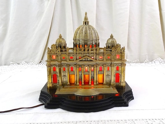 Vintage Italian St. Peter's Basilica Souvenir Lamp 1950s Made in Italy, Retro Kitsch Rome Religious Ornamental Light, 60s Holiday Europe