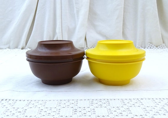 2 Vintage Tupperware Model Number 1436 in Brown and Yellow Made in Belgium, Retro Kitchen Storage Accessory France, Picnic Basket Container